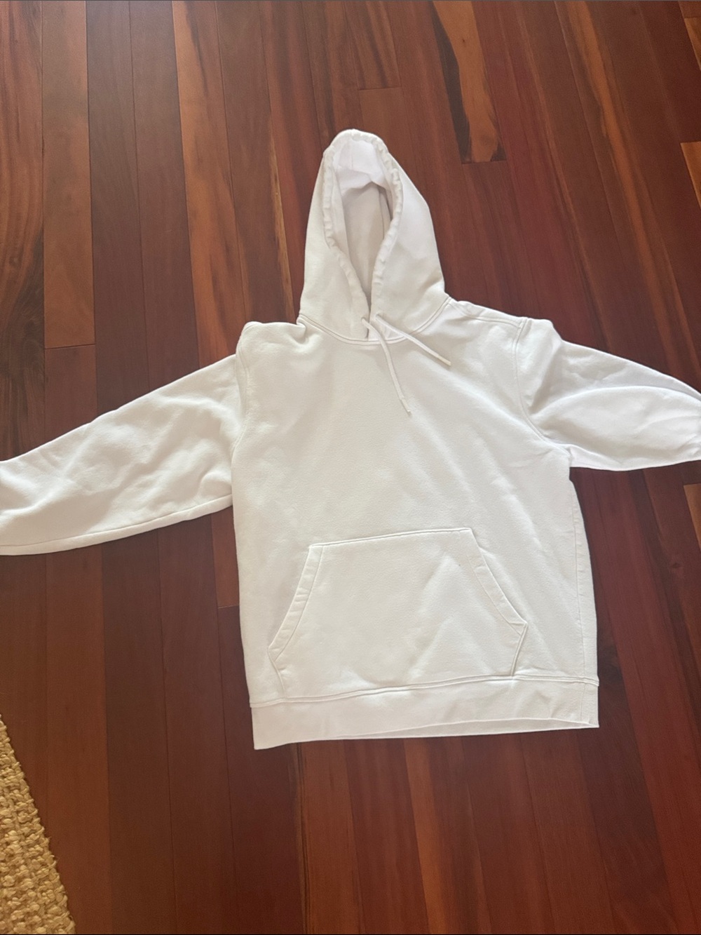 DSW White Pullover Hoodie
